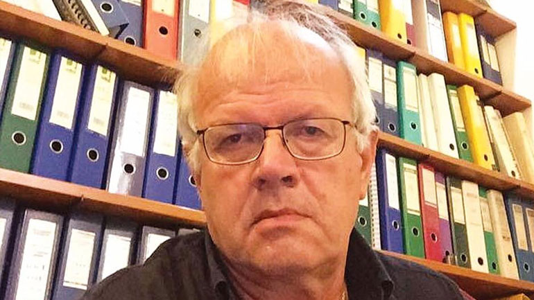 Τι έγραψε με νόημα στο Facebook για τον σεισμό της Ιτέας ο Άκης Τσελέντης