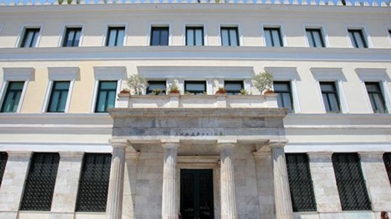 Εκτεταμένο πρόγραμμα καθαρισμού κτηρίων από μουτζούρες και ήπιων παρεμβάσεων, ξεκινά ο δήμος Αθηναίων