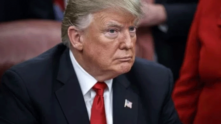 Υπάλληλος Λευκού Οίκου: Ο Τραμπ έδωσε άδειες απορρήτων σε 24 ανθρώπους αγνοώντας τους συμβούλους ασφαλείας