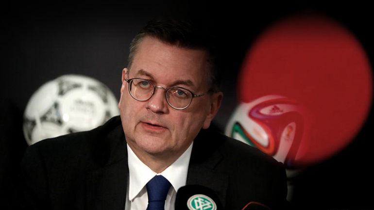 “Ξήλωσαν” το αφεντικό του γερμανικού ποδοσφαίρου για ένα ρολόι “Ξήλωσαν” το αφεντικό του γερμανικού ποδοσφαίρου για ένα ρολόι