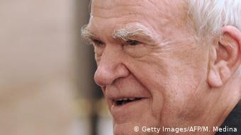 Το 2010 από το πάρτι για τα 20 χρόνια του περιοδικού La Règle du jeu του Γάλλου φιλοσόφου Μπερνάρ Ανρί Λεβί