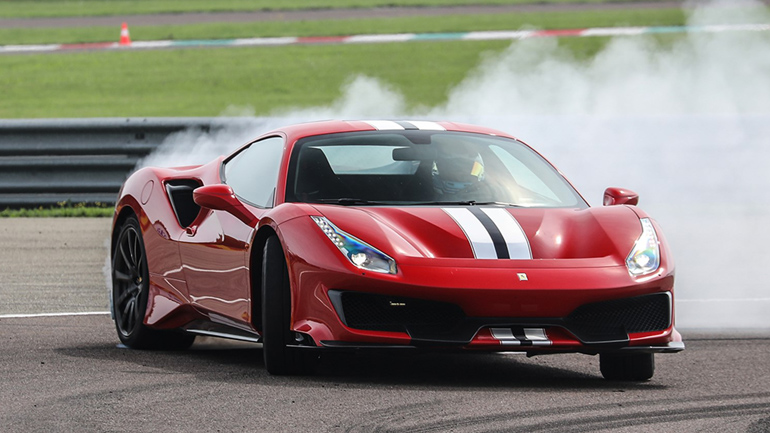 H Michelin έφτιαξε νέα ελαστικά για τη Ferrari 488 Pista