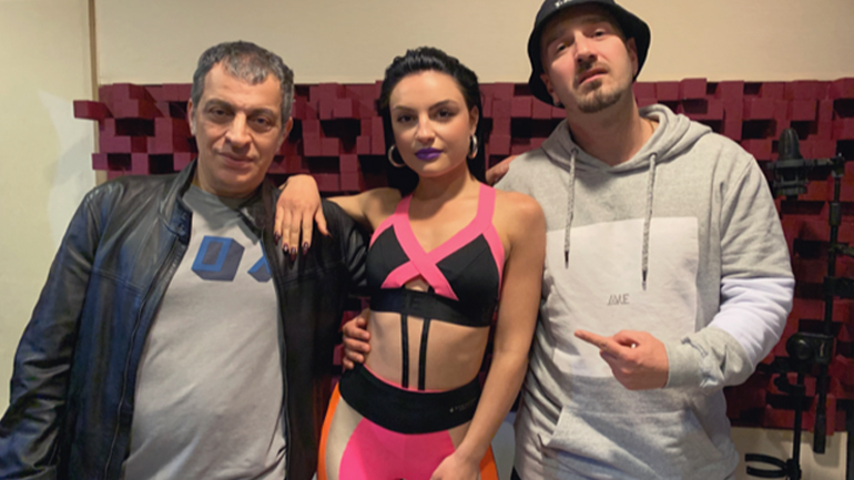 «Βασιλιάς»: Θέμης Αδαμαντίδης και KINGS ενώνουν δυνάμεις