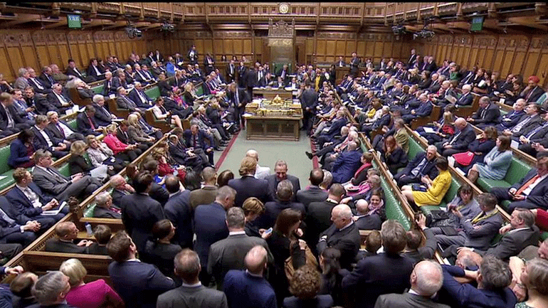 Brexit: Διεξαγωγή δεύτερου δημοψηφίσματος ζητούν βουλευτές της αντιπολίτευσης