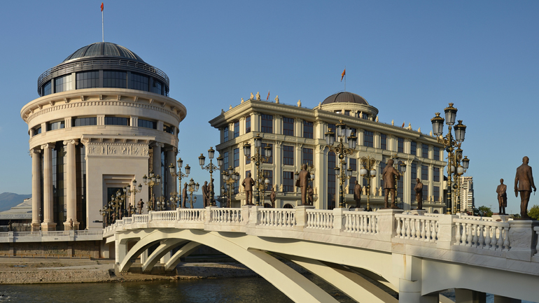 Επενδυτικό άνοιγμα στα Σκόπια