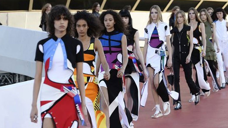 Το Louis Vuitton’s Cruise 2020 show «προσγειώνεται» στο αεροδρόμιο JFK!
