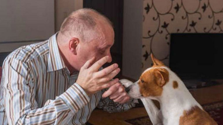 Οι σκύλοι καταλαβαίνουν τα λόγια και τη χροιά της φωνής μας…