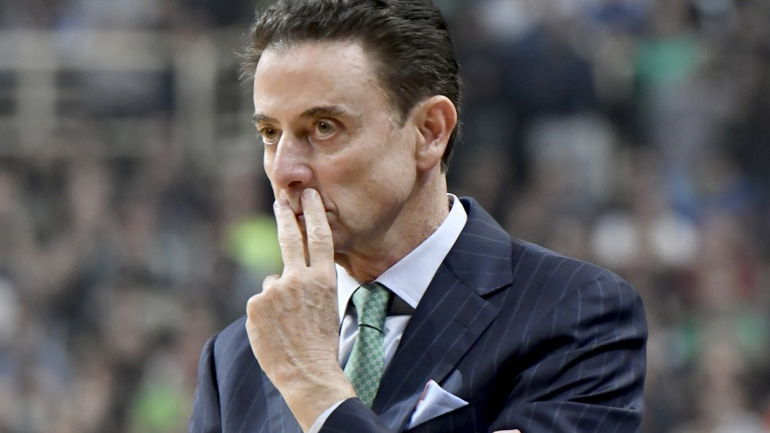 Πιτίνο σε άπταιστα ελληνικά: «Να είστε εδώ νωρίς αύριο»