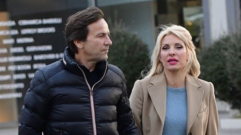 Ελένη Μενεγάκη – Μάκης Παντζόπουλος: Βόλτα για ψώνια στα βόρεια προάστια!