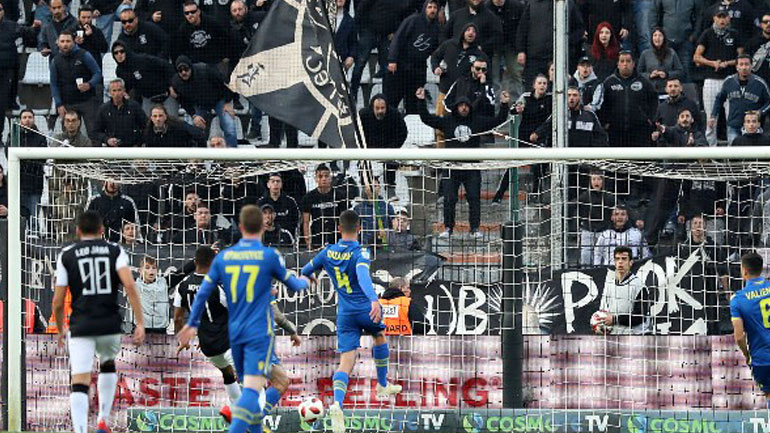 Η Παράγκα ζει, αυτή μας οδηγεί…