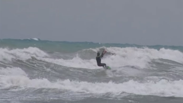Kitesurf στη βροχερή Κρήτη!
