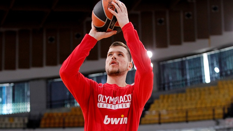 Ολυμπιακός: Με τον Αγραβάνη η τελευταία προπόνηση πριν την Νταρουσάφακα