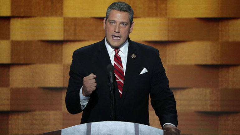 ΗΠΑ: Υποψήφιος για το χρίσμα των Δημοκρατικών ο βουλευτής Τιμ Ράιαν