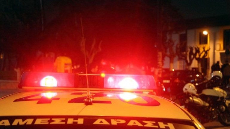 Γερουλάνος, Ηλιόπουλος, Μπακογιάννης καταγγέλλουν την επίθεση στα Εξάρχεια