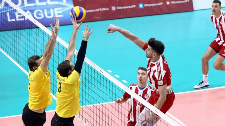 Βόλεϊ: Ο Ολυμπιακός έκανε το 2-0 στη σειρά με την ΑΕΚ και προκρίθηκε στα ημιτελικά