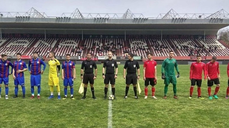 Football League: Ντου οπαδών, ξύλο και διακοπή στο Παναχαϊκή-Κέρκυρα Κ19