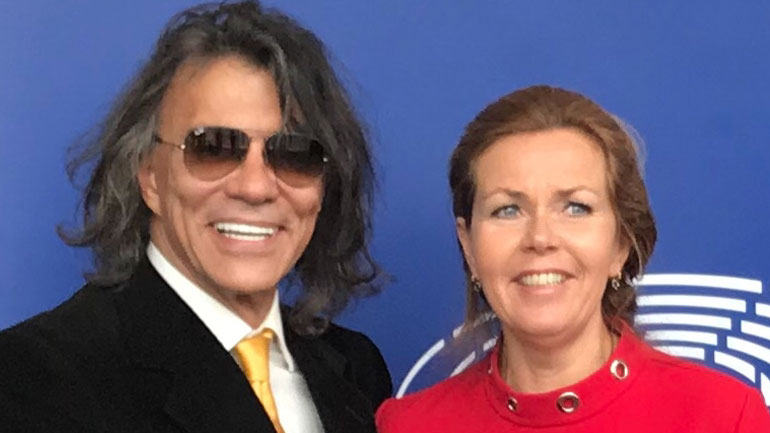 Ευρωεκλογές: Επίθεση Ψινάκη στα συστημικά κόμματα με εντυπωσιακή υποψηφιότητα