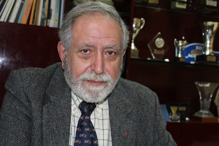 Ο Άγγελος Μπαβέλας