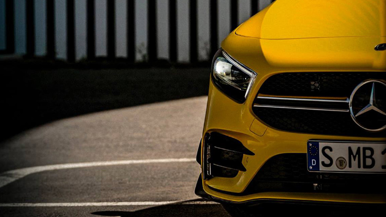 Το «καυτό» τετράθυρο coupe της Mercedes