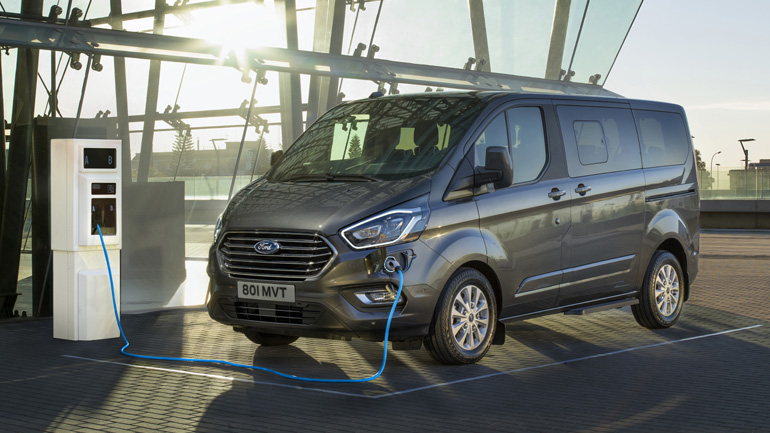 To πρώτο plug-in hybrid επιβατικό van