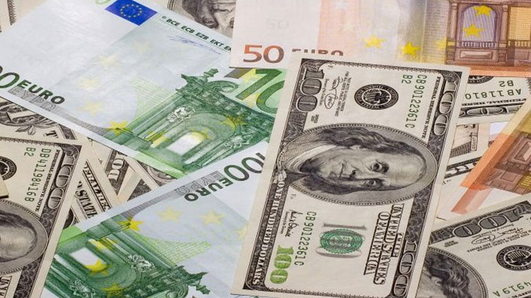 Άνοδο σημειώνει το ευρώ έναντι του δολαρίου