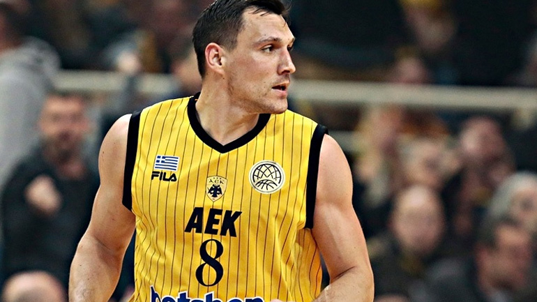 ΑΕΚ: Χειρουργήθηκε ο Ματσιούλις