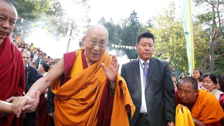 Ινδία: Στο νοσοκομείο με πνευμονική λοίμωξη ο Δαλάι Λάμα