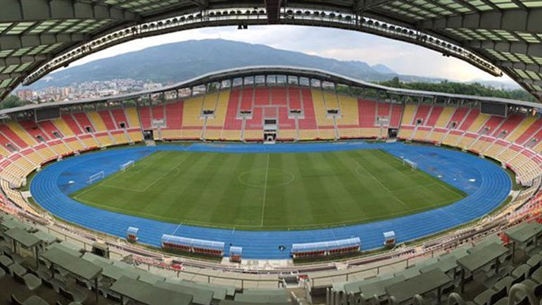 To στάδιο των Σκοπίων μετονομάζεται από «Φίλιππος Β» σε «Τόσε Προέσκι»