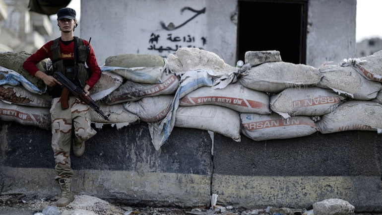 Συρία: Βομβιστές αυτοκτονίας επιτέθηκαν εναντίον θέσης του στρατού στην επαρχία Χάμα
