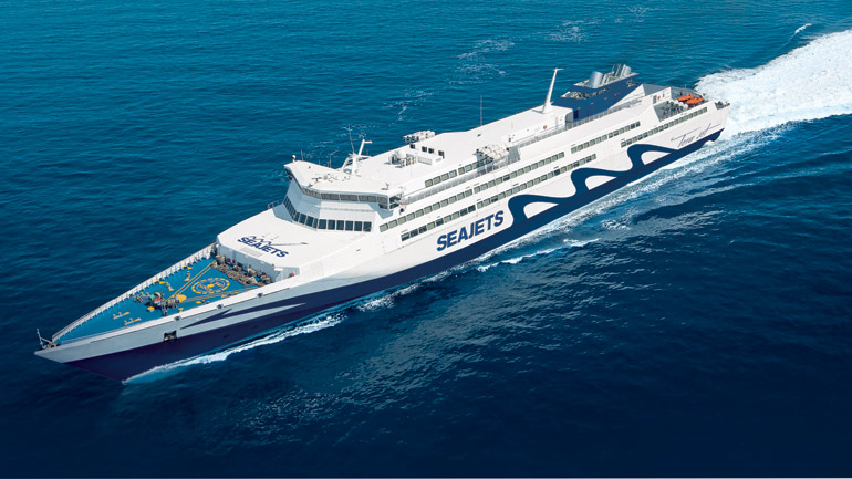 Ζήστε το φετινό Πάσχα στις Κυκλάδες ταξιδεύοντας με την «πεντάστερη» ναυαρχίδα της Seajets!