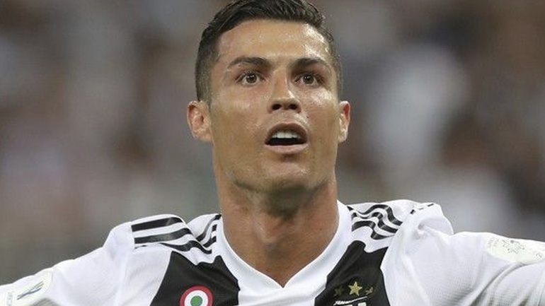 Με τον Κριστιάνο Ρονάλντο η Γιουβέντους στο Άμστερνταμ