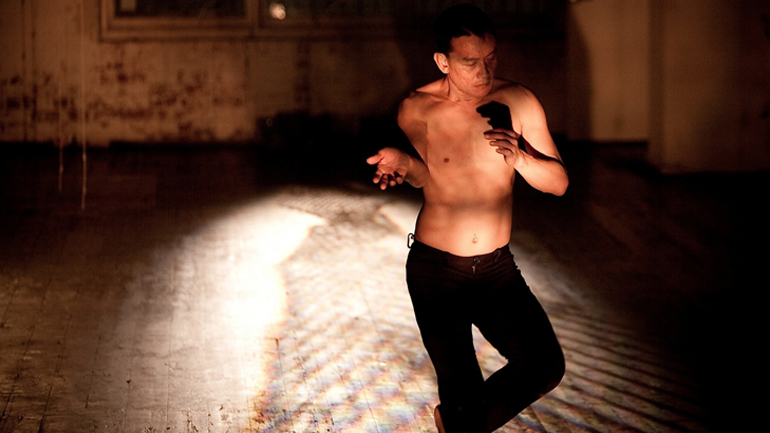 «Silence Speaks» στο θέατρο Πόρτα