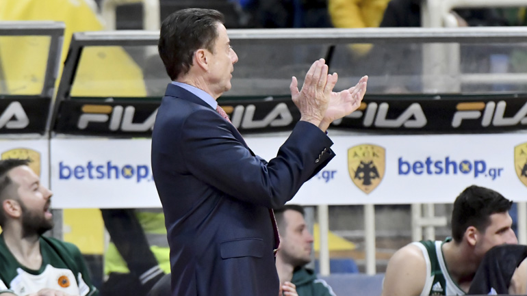 Πιτίνο: «Δεν πηγαίνω πουθενά»