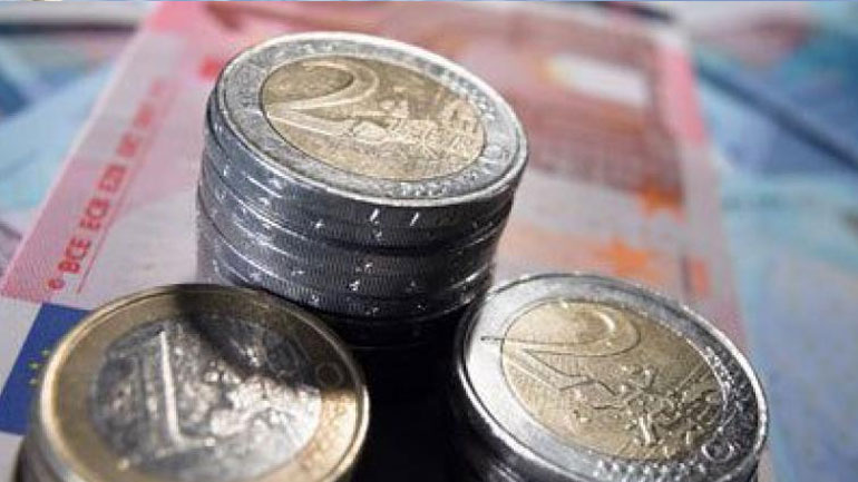 Ενισχύεται το ευρώ έναντι του δολαρίου