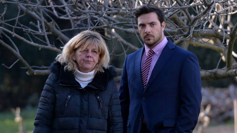 Γυναίκα χωρίς όνομα: Η Λίλιαν σε πανικό προσπαθεί να κρατήσει την κόρη της Μαρίνας κρυμμένη