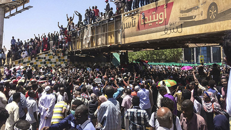 Σε εξέλιξη πραξικόπημα στο Σουδάν