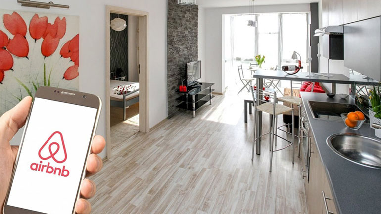 Στρίμωξε η εφορία τους ιδιοκτήτες AirBnB