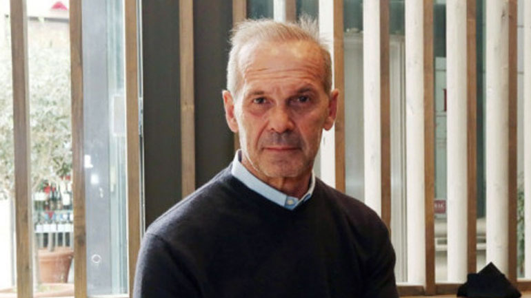 Πέτρος Κωστόπουλος: Ακύρωσε προγραμματισμένη συνέντευξη μετά την αναγγελία του γάμου Μπαλατσινού – Κικίλια