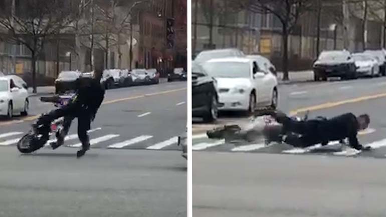 Αστυνομικός τρώει επική τούμπα στη μέση του δρόμου!