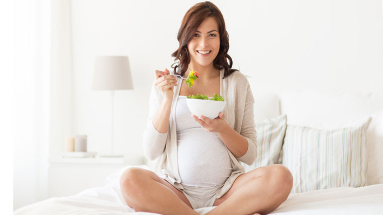 Η νηστεία στην εγκυμοσύνη και όταν η μητέρα θηλάζει το μωρό