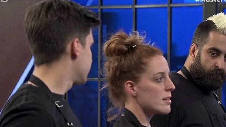 Σπυριδούλα Καραμπουτάκη: «Πρέπει να πληρώσω τα χρέη μου. Δεν έχω περάσει την καλύτερη ζωή εκεί έξω»