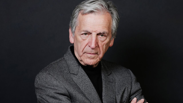 Οργισμένος ο Κώστας Γαβράς με ελληνικά ΜΜΕ