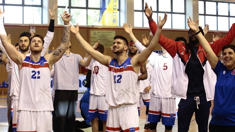 Σπουδαία νίκη για τον Πανιώνιο, 78-74 την ΑΕΚ