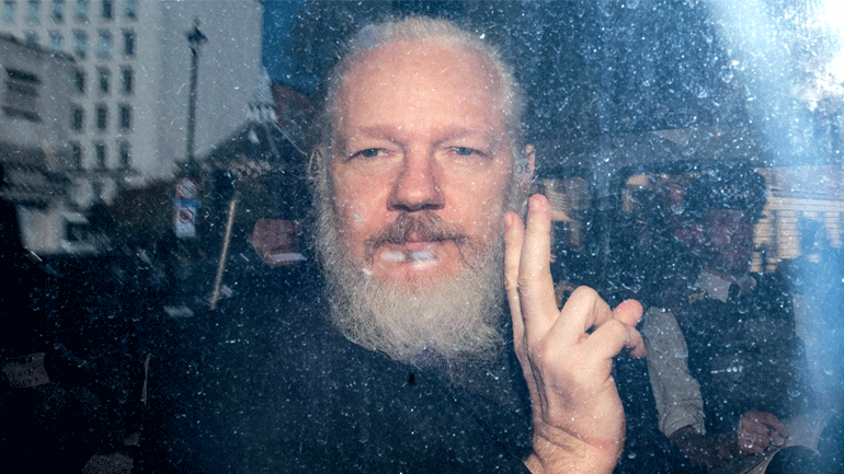 Έτοιμος να συνεργαστεί με τις εισαγγελικές αρχές της Σουηδίας ο Ασάνζ