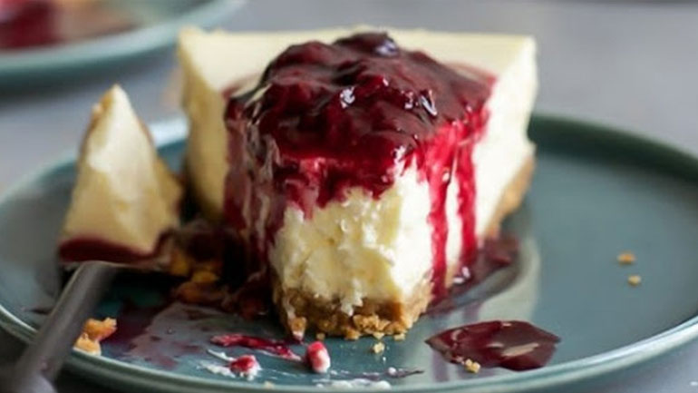 Cheesecake με ανθότυρο και φρούτα