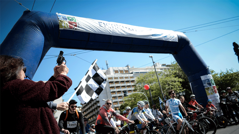 Με επιτυχία ολοκληρώθηκε ο 26ος Ποδηλατικός Γύρος της Αθήνας