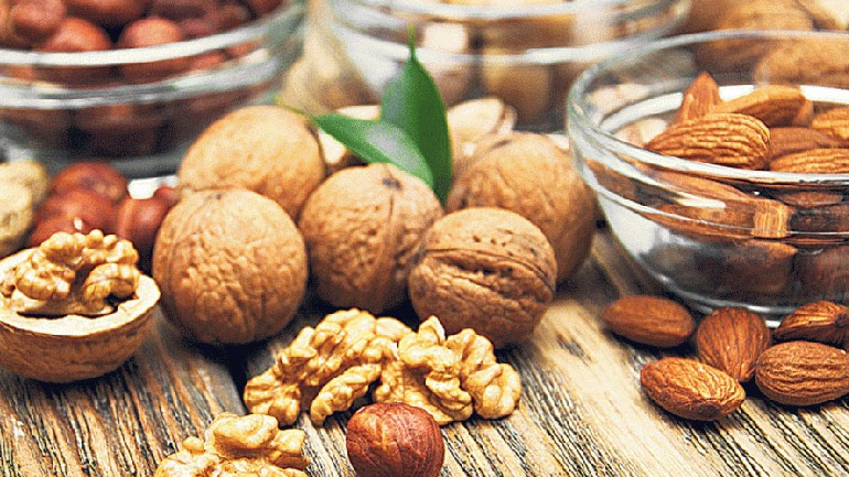 Ποιος θεωρείται κορυφαίος ξηρός καρπός για αποτοξίνωση;
