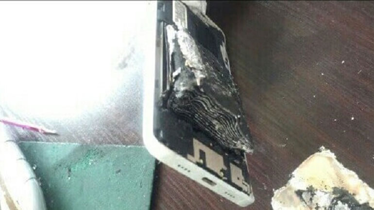 Κινητό ανατινάχτηκε στα χέρια 24χρονης στη Βέροια