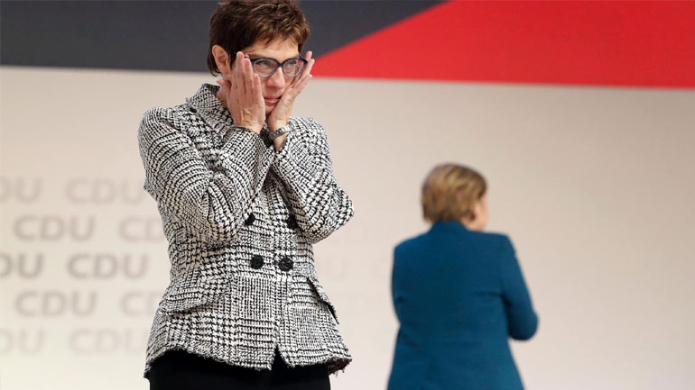 Η Ανεγκρέτ Κραμπ- Κάρενμπάουερ είναι η πιο δημοφιλής πολιτικός για να αναλάβει την καγκελαρία