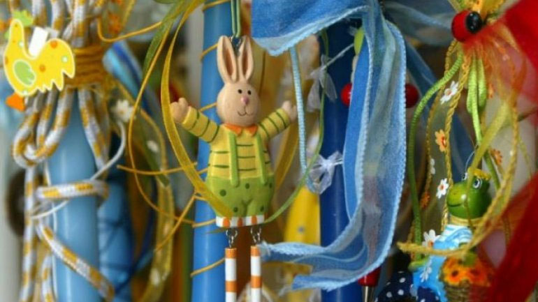 Από την Πέμπτη το πασχαλινό ωράριο των καταστημάτων